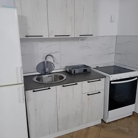 M Batajnica Daire Belgrad