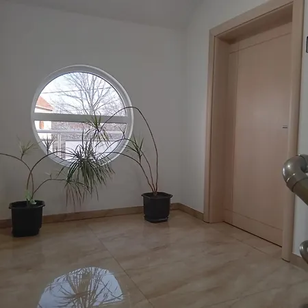 M Batajnica Apartment *