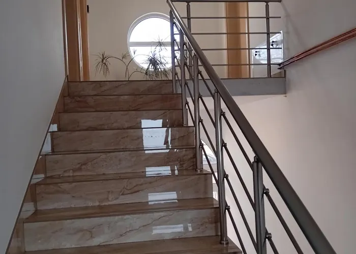 M Batajnica Daire Belgrad